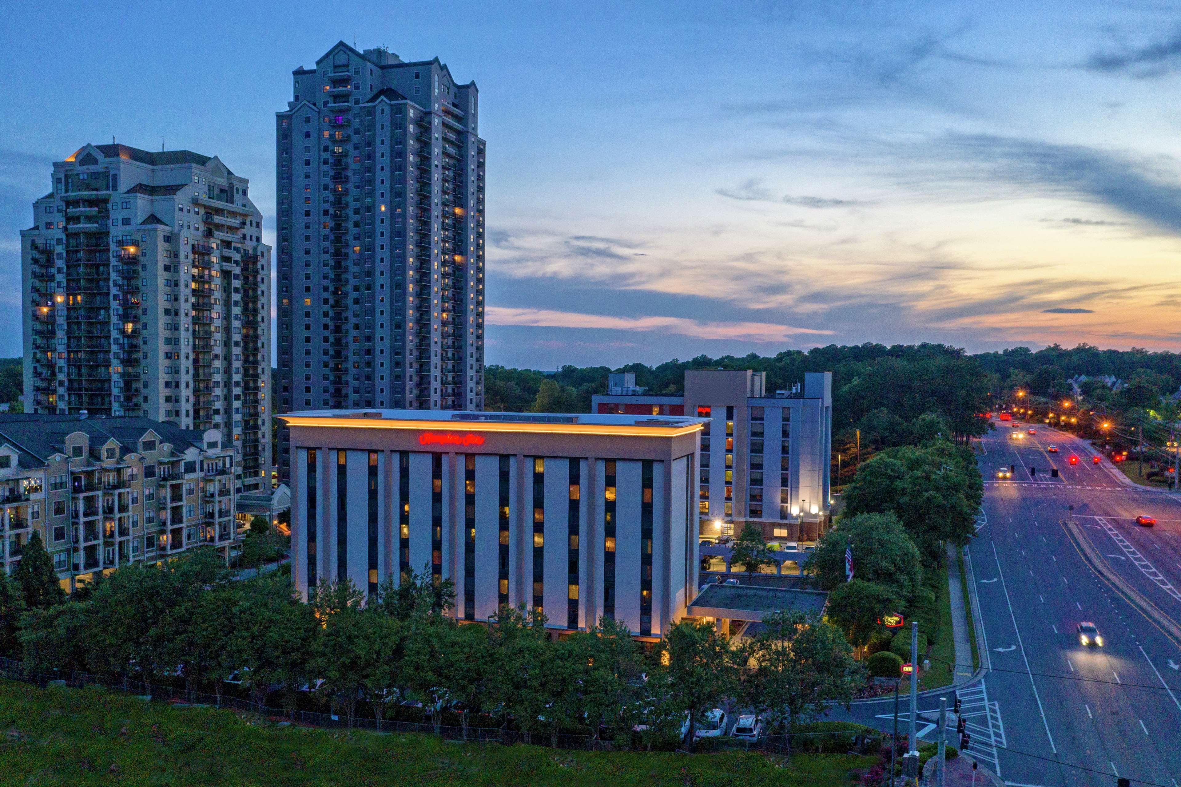 סנדי ספרינגס Hampton Inn Atlanta Perimeter Center מראה חיצוני תמונה