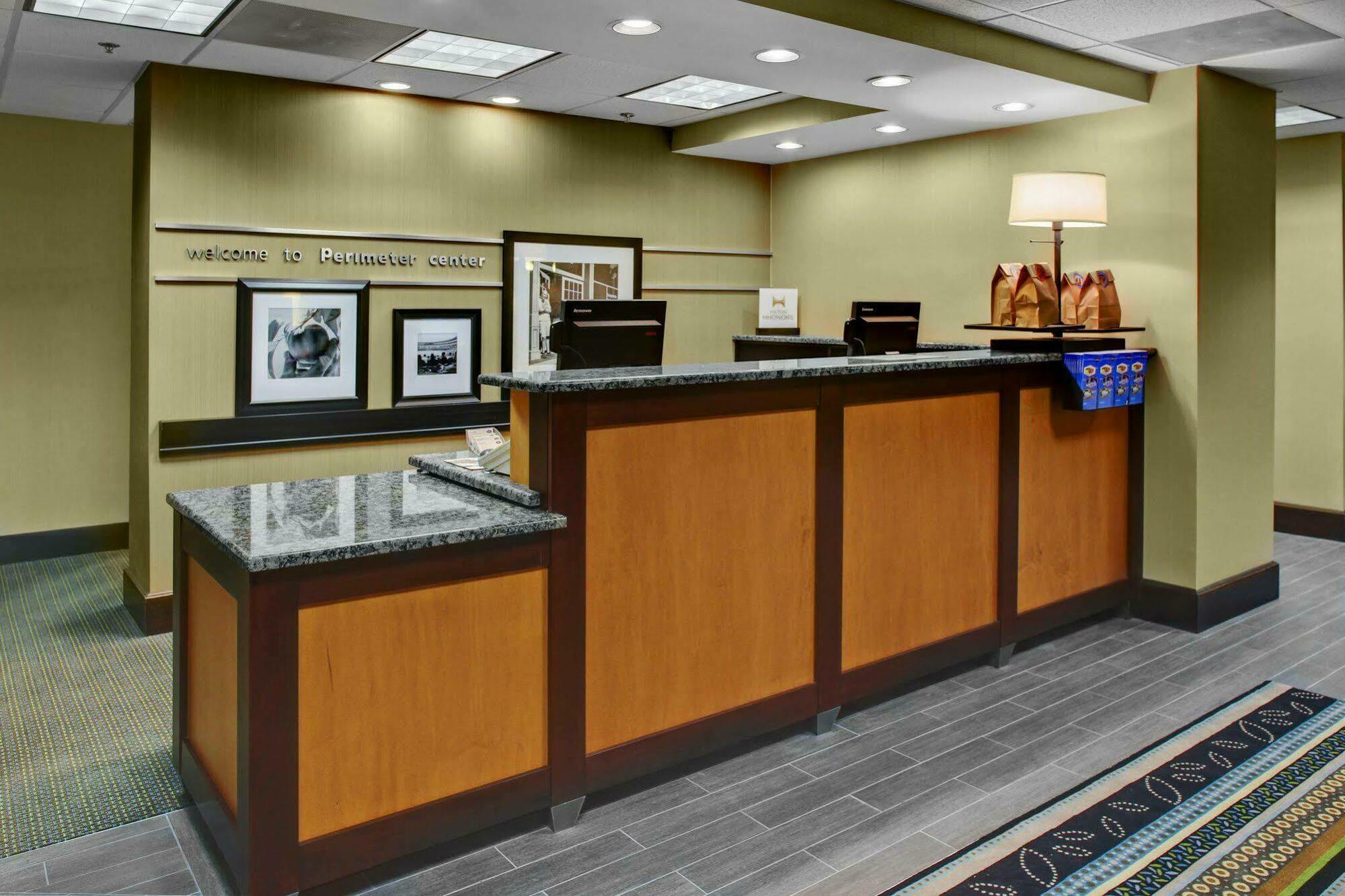 סנדי ספרינגס Hampton Inn Atlanta Perimeter Center מראה חיצוני תמונה